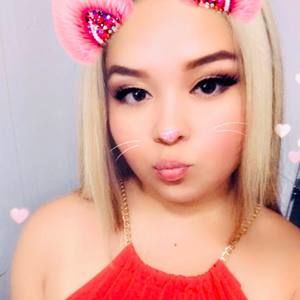 Meet your Posher, Yazmin